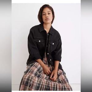 Madewell Oversized Trucker Jean Jacket in Washed Black